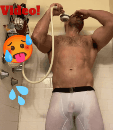 Macho gostoso subiu a temperatura no banho! Traído pela legue Branca!!