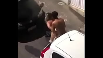 Fodeu a loira na rua entre os carros esse é ruim | sexo da rua |sexo na rua