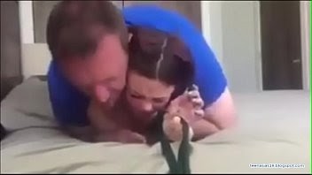 Dominou a novinha e fodeu ela com força