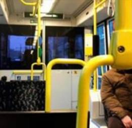 Enquanto isso, no transporte público