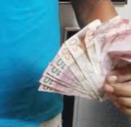 Preso com dinheiro falso em posto de gasolina
