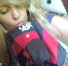 Amadorzão – torcedora do flamengo cai na net no sexo caseiro