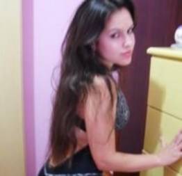 Ninfeta viciada em chupar rola