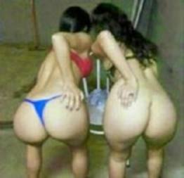 Novinhas chapadas se exibindo depois da festa