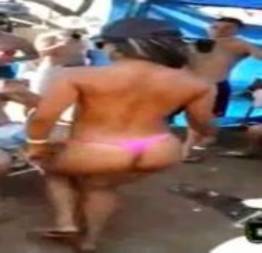 Amador, morena gostosa pelada em barretos 2015