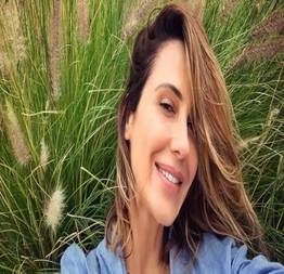 Guilhermina guinle pelada em cena quente na novela o astro