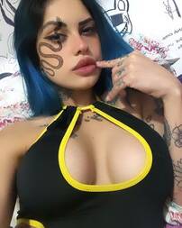 Mc Tati Zaqui mostrando o corpo e provando que é gostosa
